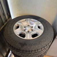 Cerchi e gomme Ford Ranger