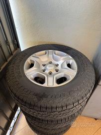 Cerchi e gomme Ford Ranger
