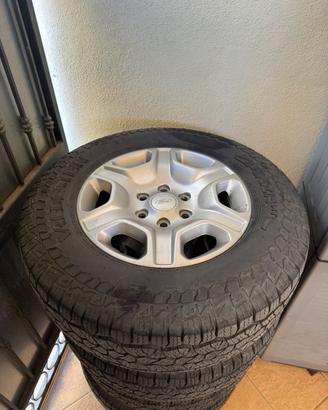 Cerchi e gomme Ford Ranger