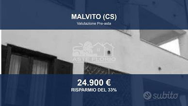 Immobile in asta di 102 m² con box auto a Malvito
