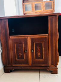 Mobile porta TV / Credenza in legno con intarsi