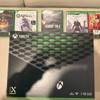xbox series x con 5 giochi e 2 controller