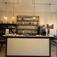 Arredamento enoteca/bar 1 anno di vita