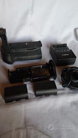 6d MK2 batterygrip con due batterie e caricabatter