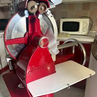 Berkel affettatrice piedistallo mod.300 rosso