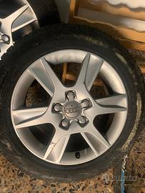 Gomme invernali con cerchi originali Audi