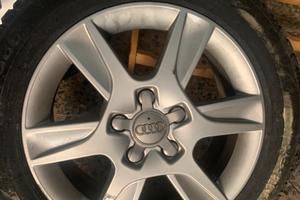 Gomme invernali con cerchi originali Audi