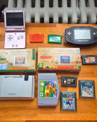 Game boy advance sp, game e watch, pokemon