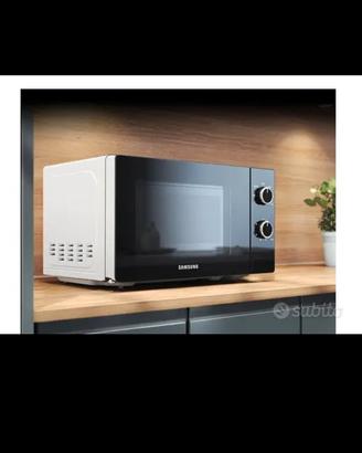 FORNO MICROONDE SAMSUNG NUOVO MAI UTILIZZATO 