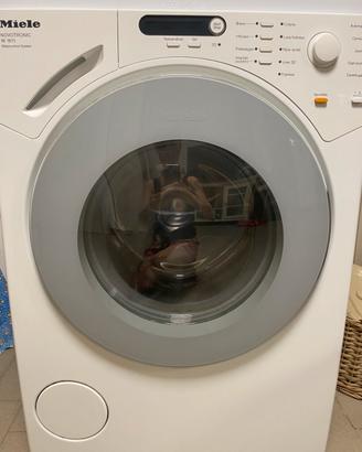 Lavatrice Miele con cestello non funzionante