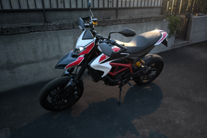 Ducati Hypermotard 821 sp