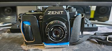 ZENIT 122 + CUSTODIA (NO OBIETTIVO!) INFO GIÙ