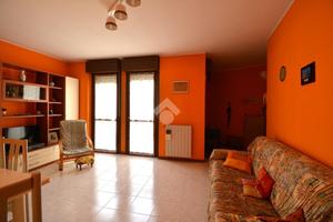 3 LOCALI A CAPRIATE SAN GERVASIO