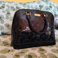 Borsa vernice nera stile Vuitton 