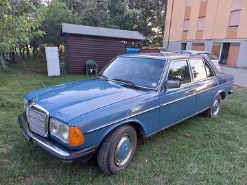 Mercedes-Benz 200