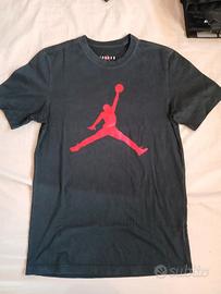 Tshirt Jordan nera S