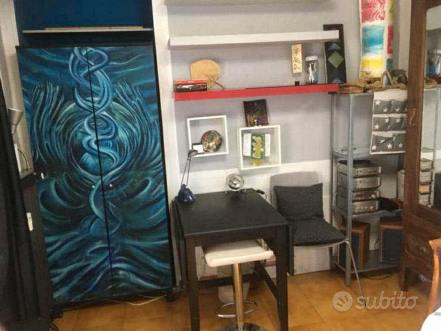 Stanza singola in Centro, foto 2 di 4