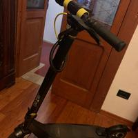 Monopattino Lexgo R8 Plus (con garanzia)