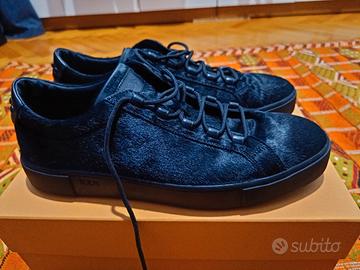 Sneakers Tod's nere in Cavallino