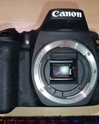Canon 90D(solo corpo)-4.285 scatti