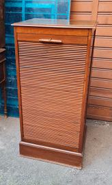 mobile a serrandina per ufficio