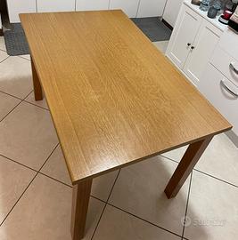 Tavolo in legno + 6 sedie