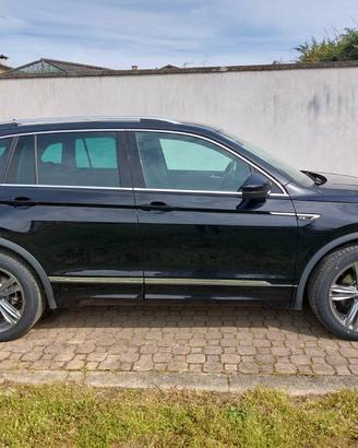 Volkswagen Tiguan 1.6 tdi R-line