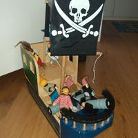nave pirata in legno