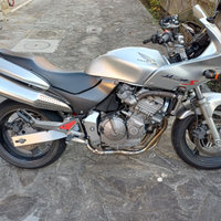 Honda hornet 600