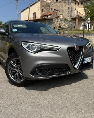 Alfa Romeo Stelvio 2.2 Turbodiesel 210 CV AT8 Q4 E