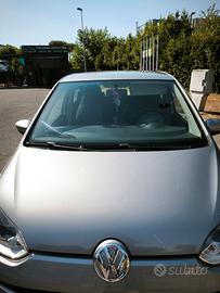 VOLKSWAGEN UP MOVE