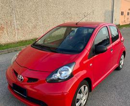 Toyota Aygo 1.0 5 porte ideale neopatentati