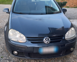 Golf 5 1.9 105cv