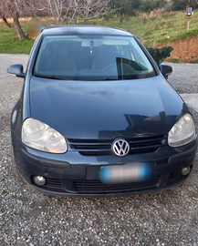 Golf 5 1.9 105cv