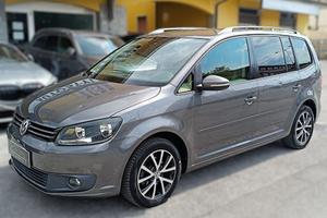 VOLKSWAGEN Touran 1.6 TDI DSG Comfortline
