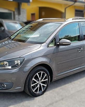 VOLKSWAGEN Touran 1.6 TDI DSG Comfortline