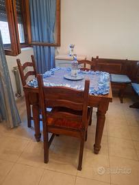 Tavolo robusto allungabile sei sedie legno molto r