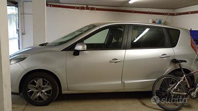 Renault Scenic 1.5 dci