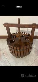 Porta bottiglie fatto artigianalmente