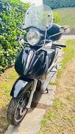 Piaggio Beverly 500