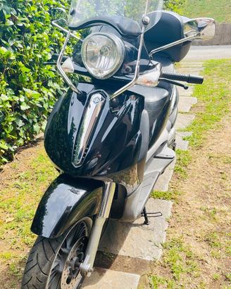 Piaggio Beverly 500