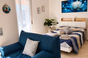 Colico – Monolocale con garage