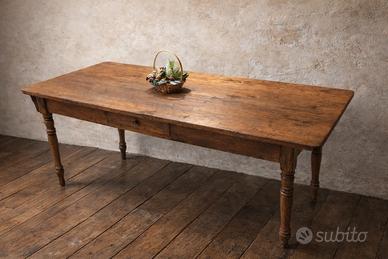 Tavolo antico in noce - fine ‘800
