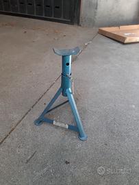 cavalletto per auto
