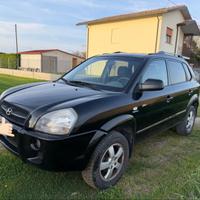 HYUNDAI TUCSON 2.0 CRDi  4WD