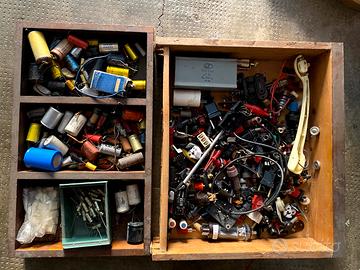 Componenti elettronici vintage 