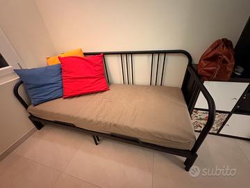 Letto / Divanetto in metallo Letto ikea FYRESTAL