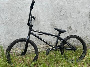 bmx bicicletta 