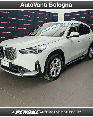 BMW iX1 eDrive 20 X-Line