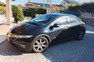 Honda Civic 2.2 tdci